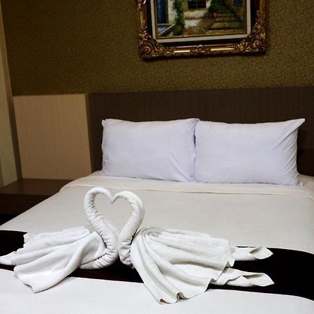 Grand Dian Boutique Hotel Cirebon Luaran gambar